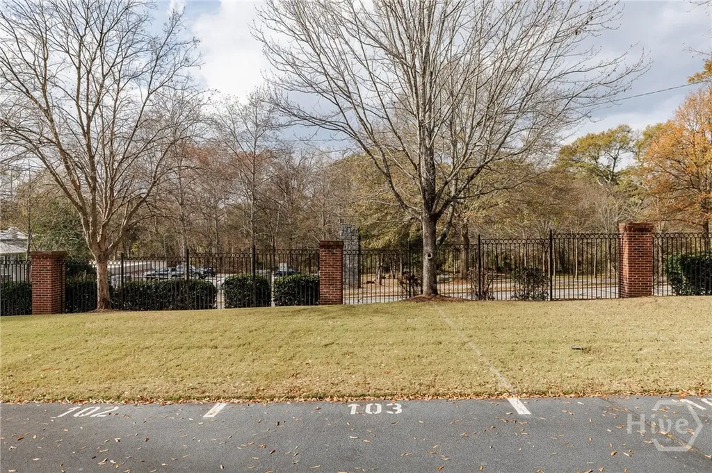 225 Oak Street Athens GA 30605