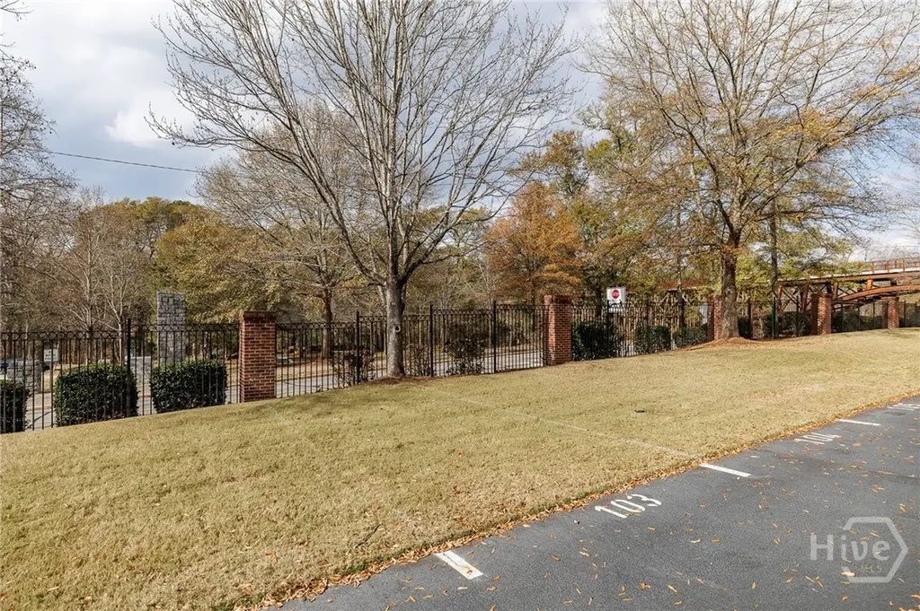 225 Oak Street Athens GA 30605