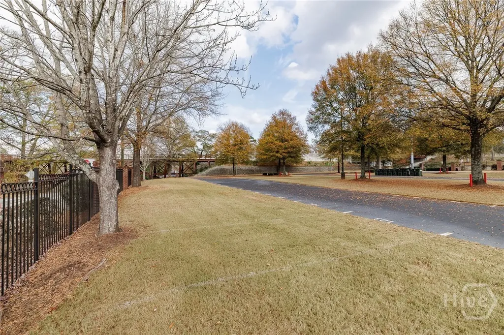 225 Oak Street Athens GA 30605