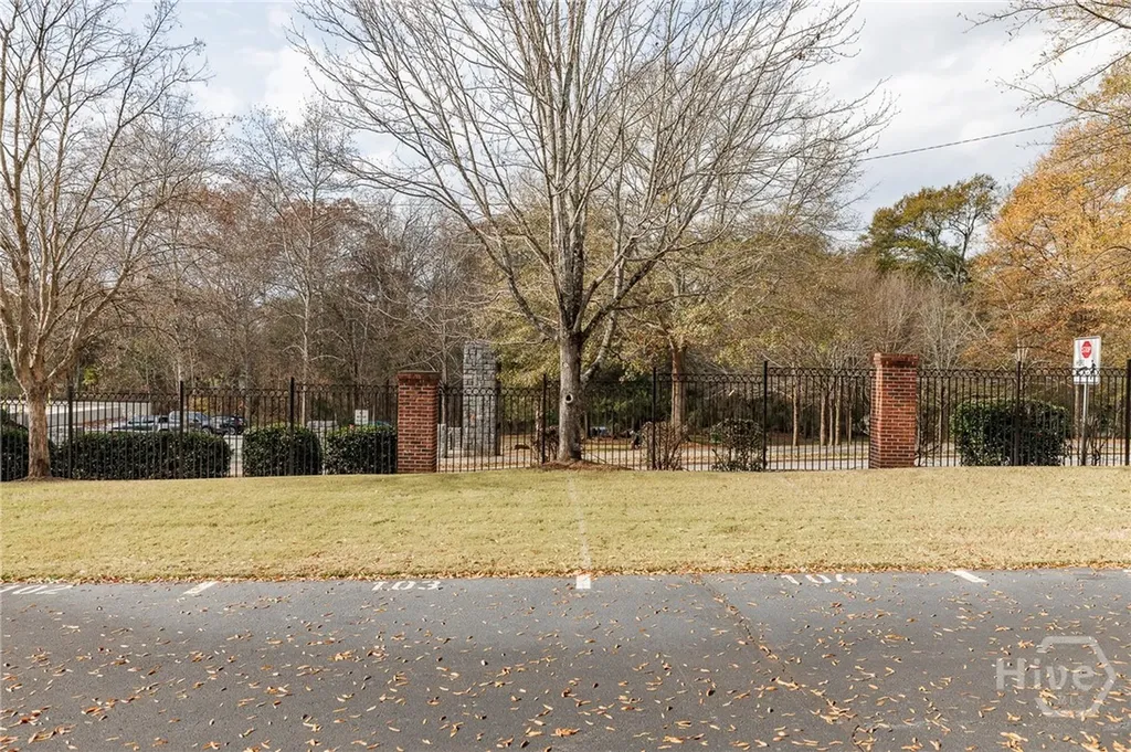 225 Oak Street Athens GA 30605