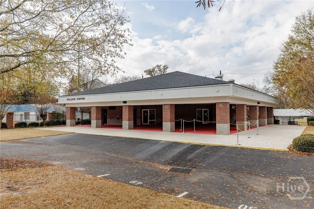 225 Oak Street Athens GA 30605