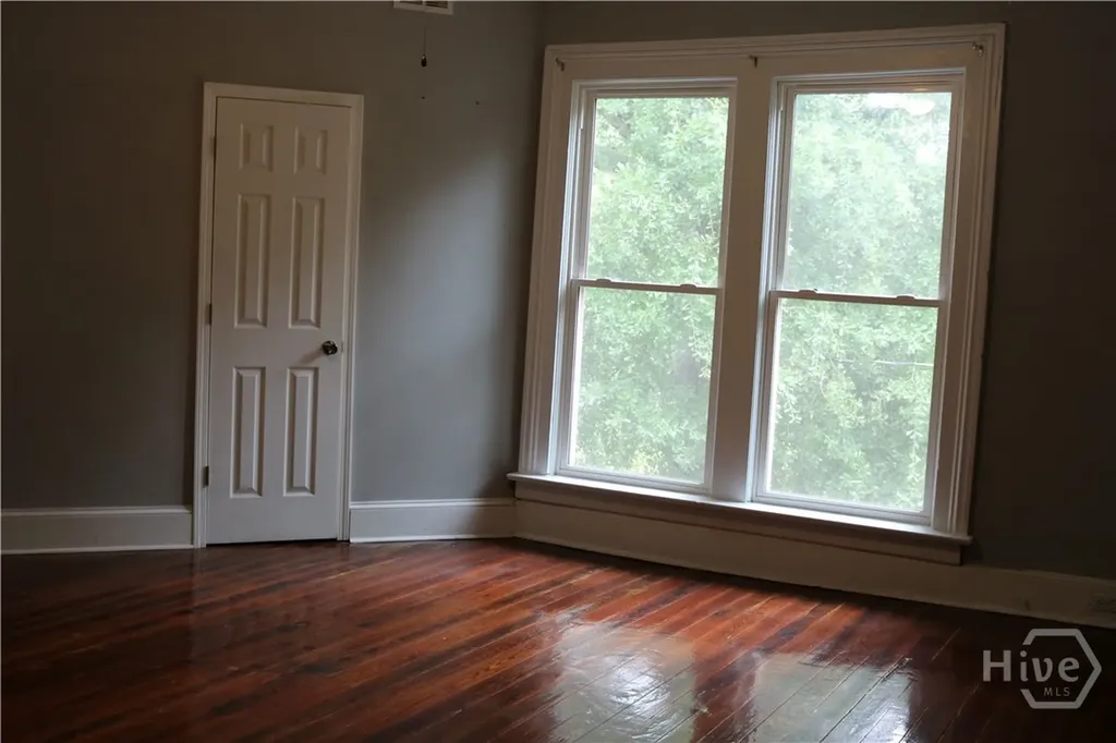88 S Railroad Avenue Carlton GA 30627