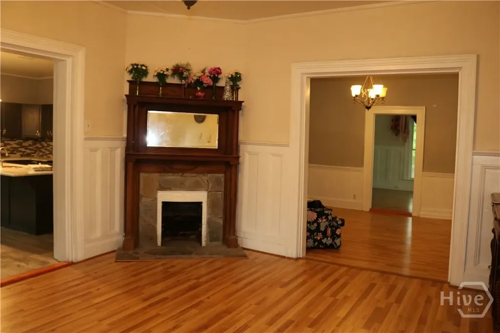 88 S Railroad Avenue Carlton GA 30627