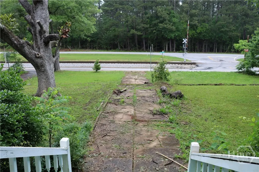 88 S Railroad Avenue Carlton GA 30627