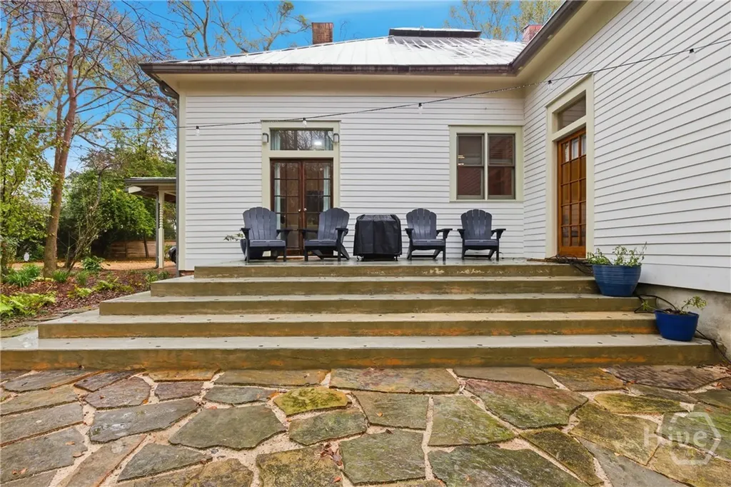 2569 Riverbend Road Athens GA 30605