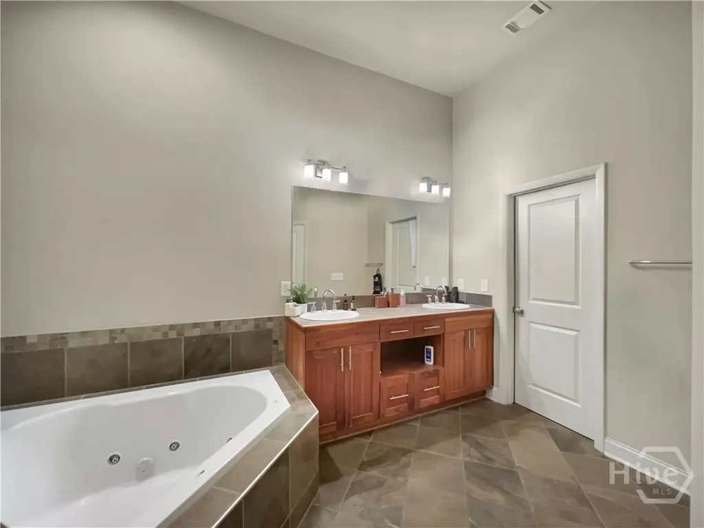 118 Ruth Drive Athens GA 30601