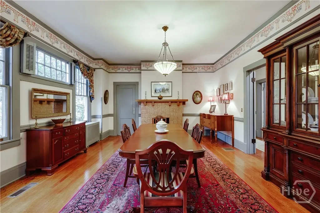 362 W Cloverhurst Avenue Athens GA 30606