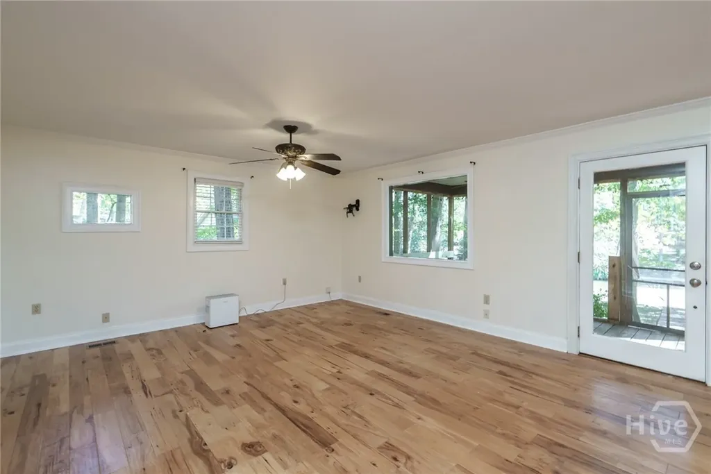 248 W River Bend Drive Eatonton GA 31024