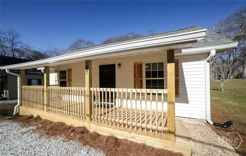 67 Cotton Street Commerce GA 30529