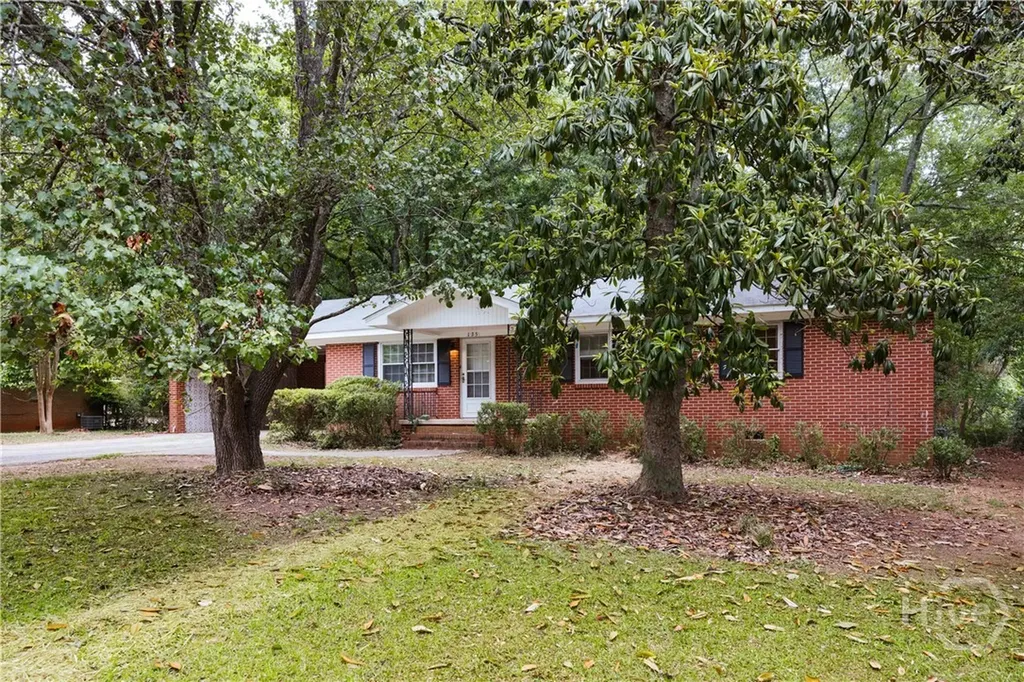 135 Cavalier Court Athens GA 30606