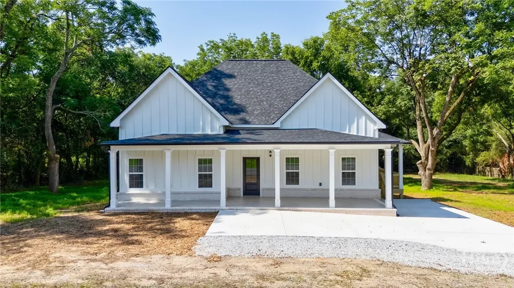 540 Sunset Avenue Comer GA 30629