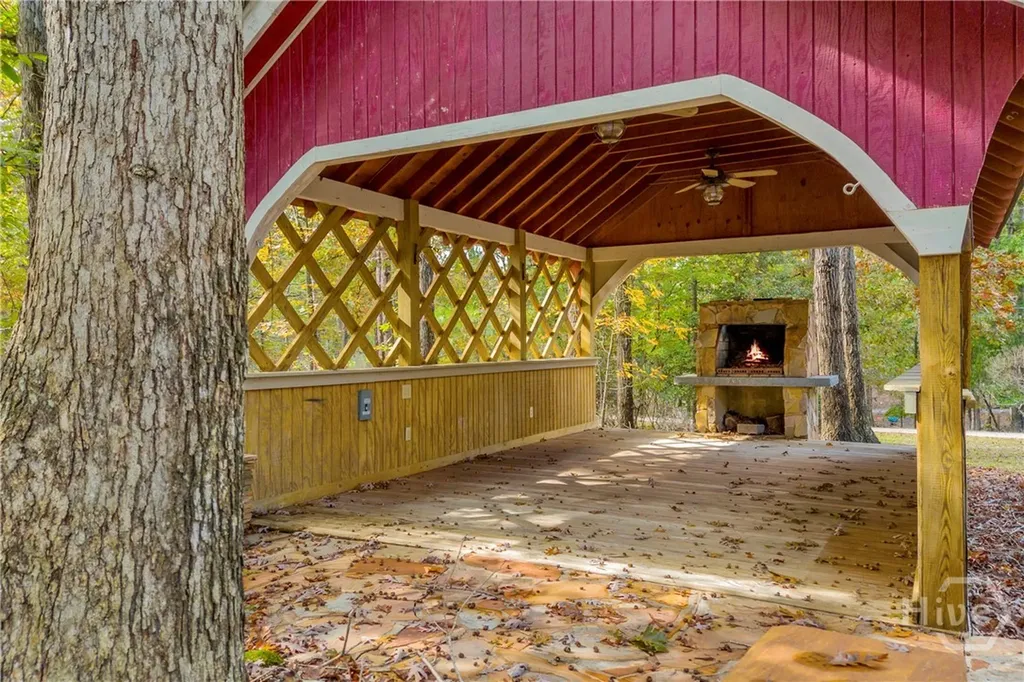 450 Stagecoach Way Danielsville GA 30633