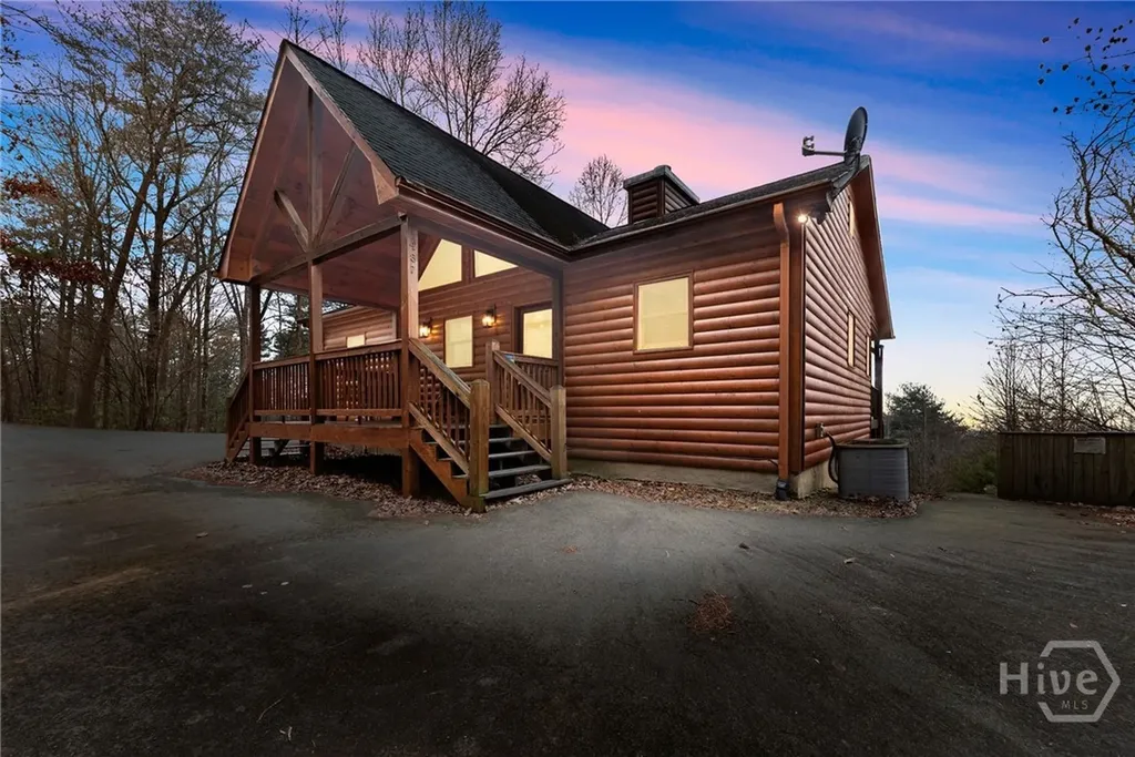 437 Spruce Circle Mineral Bluff GA 30559