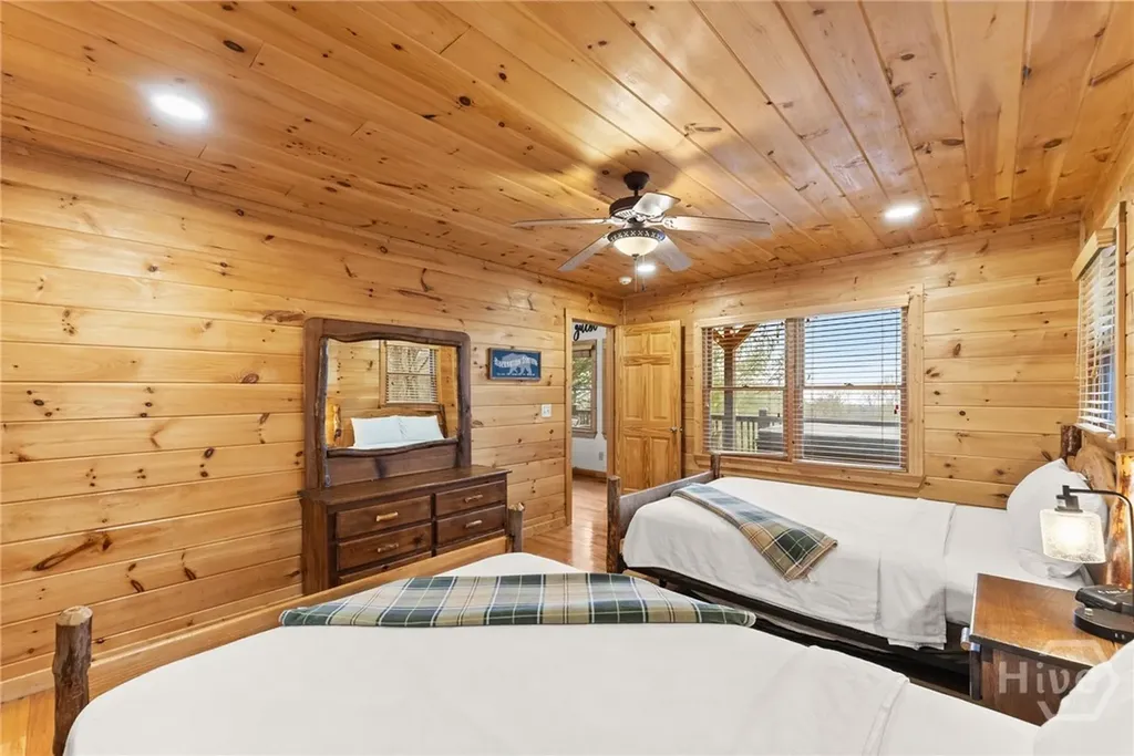 437 Spruce Circle Mineral Bluff GA 30559