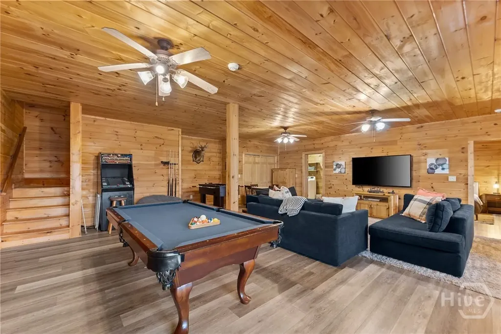 437 Spruce Circle Mineral Bluff GA 30559