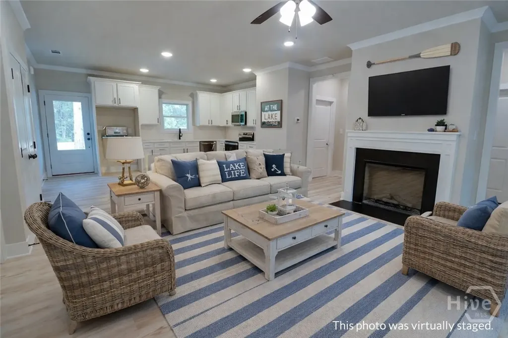 1198 Sunset Cove Tignall GA 30668