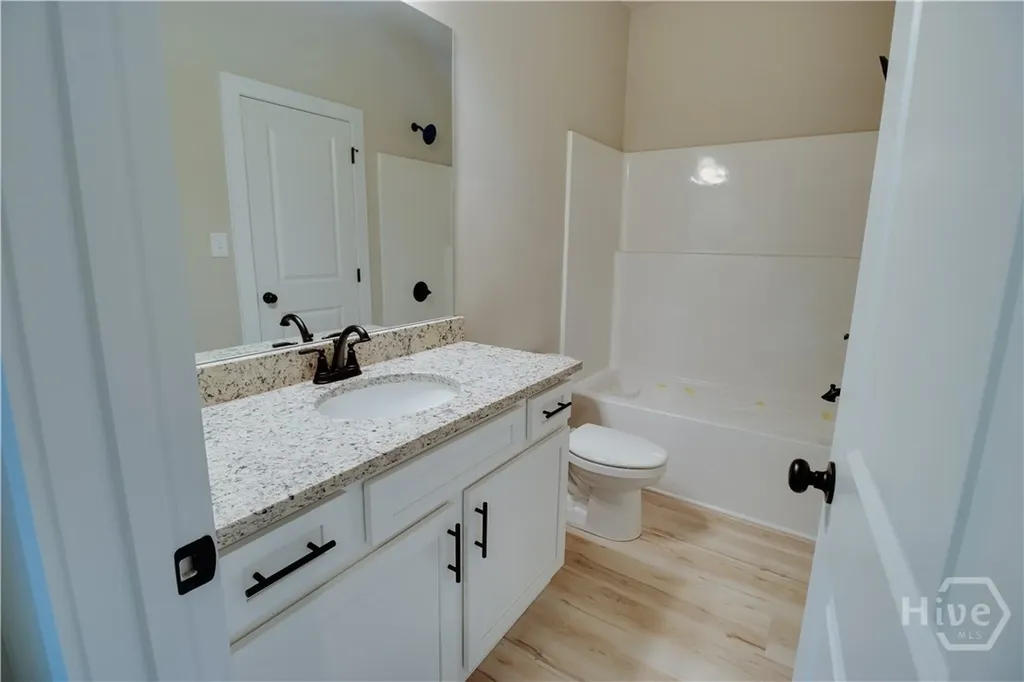 1198 Sunset Cove Tignall GA 30668