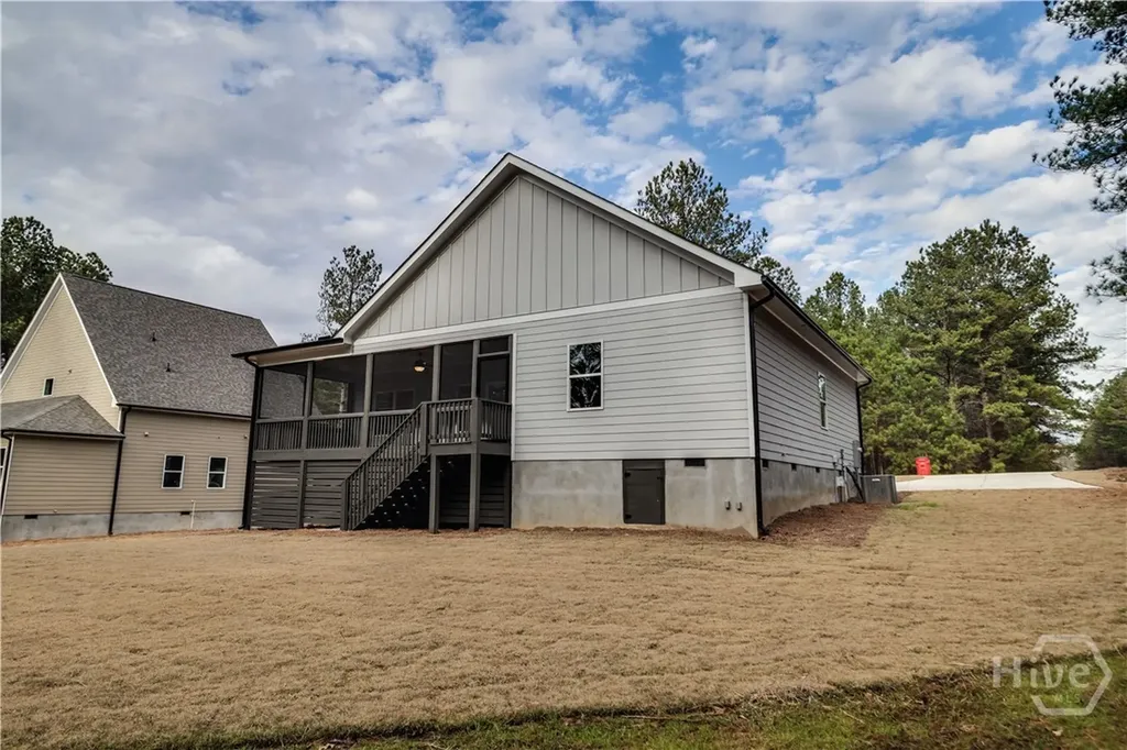 1198 Sunset Cove Tignall GA 30668