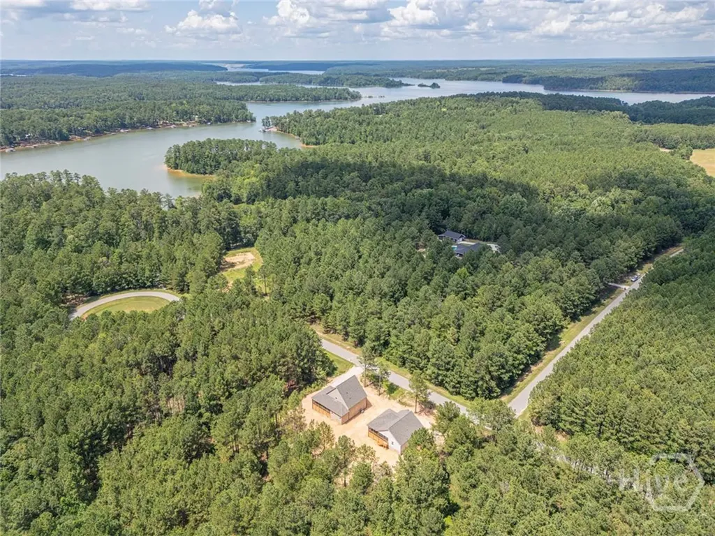 1198 Sunset Cove Tignall GA 30668