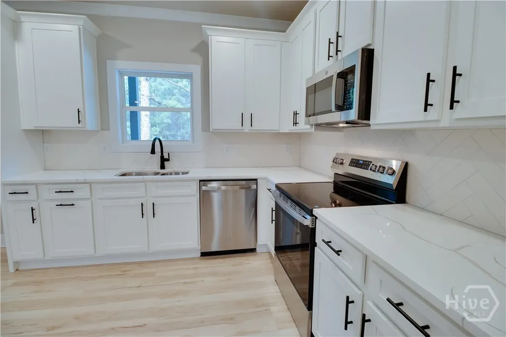1198 Sunset Cove Tignall GA 30668