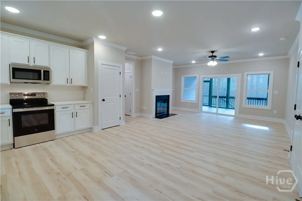 1198 Sunset Cove Tignall GA 30668