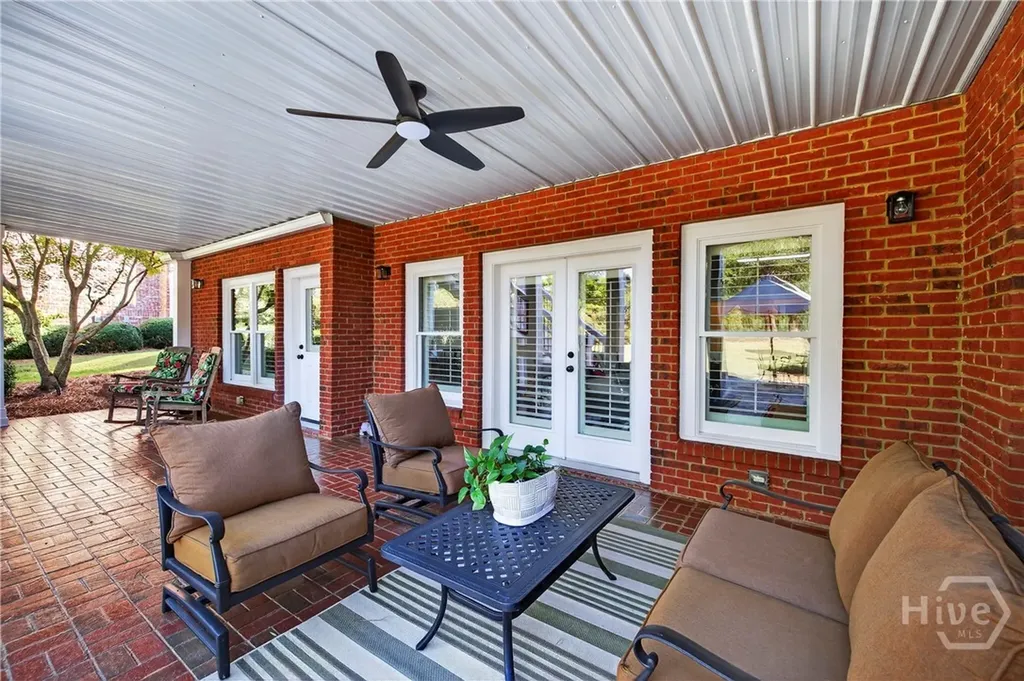 675 Garden Circle Statham GA 30666