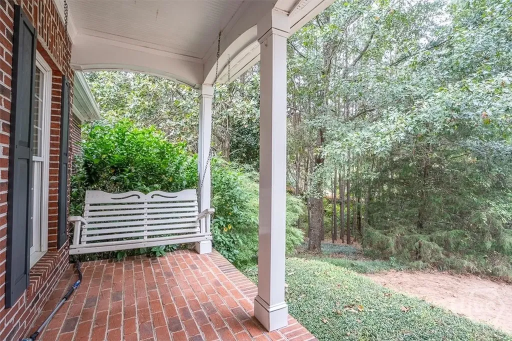 1171 Spring Lake Drive Bishop GA 30621