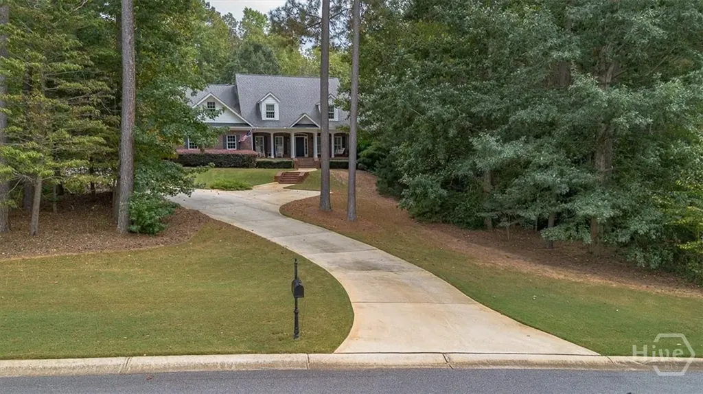 1171 Spring Lake Drive Bishop GA 30621