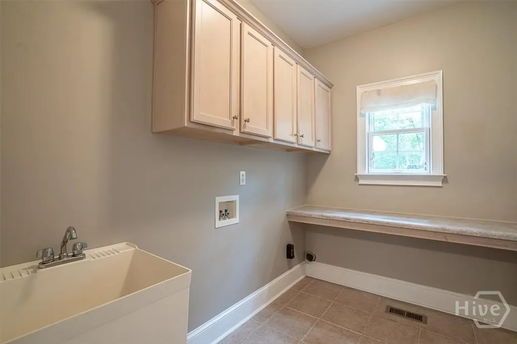 1171 Spring Lake Drive Bishop GA 30621