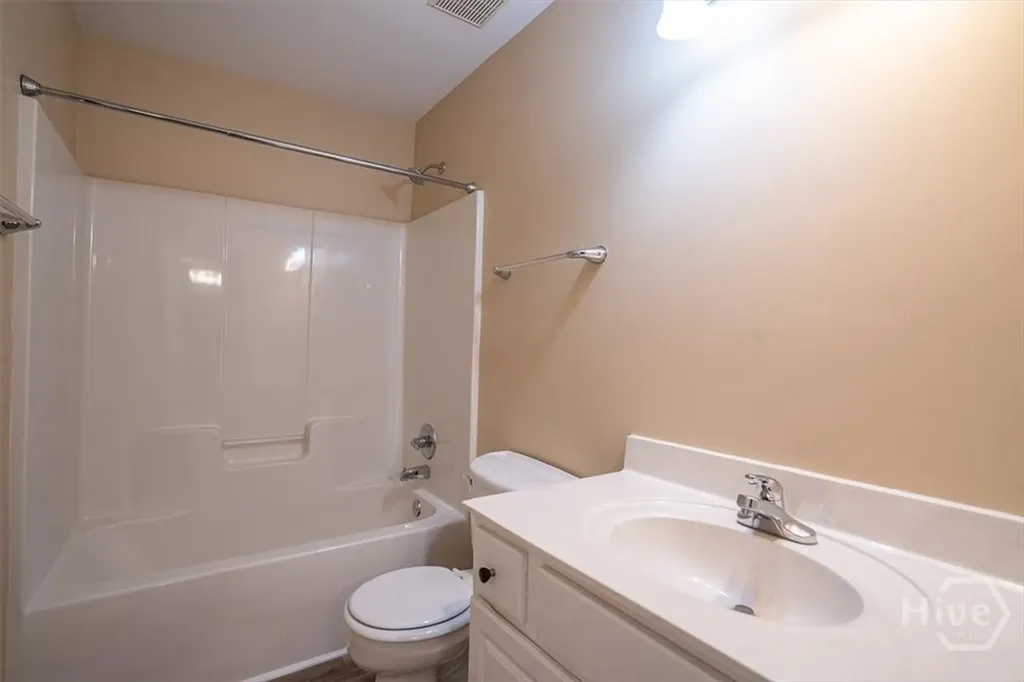 1171 Spring Lake Drive Bishop GA 30621