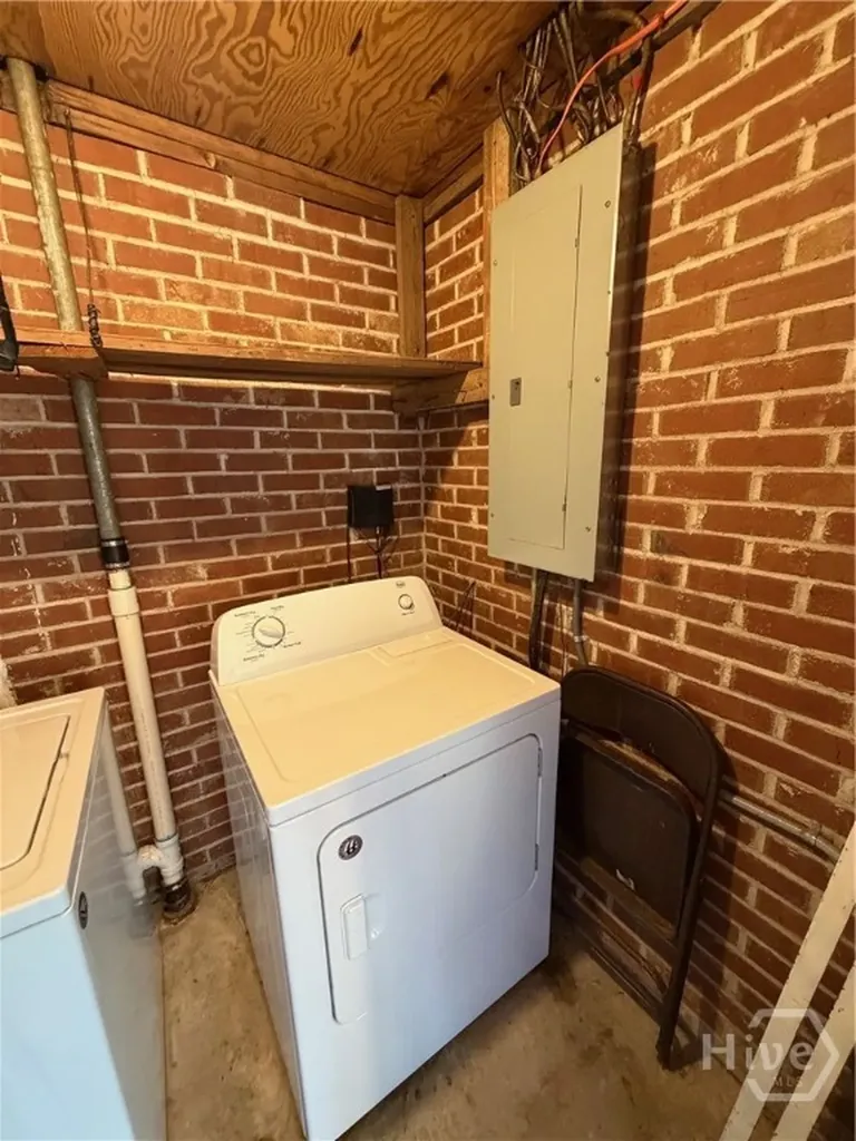 100 Whitehead Terrace E Athens GA 30606