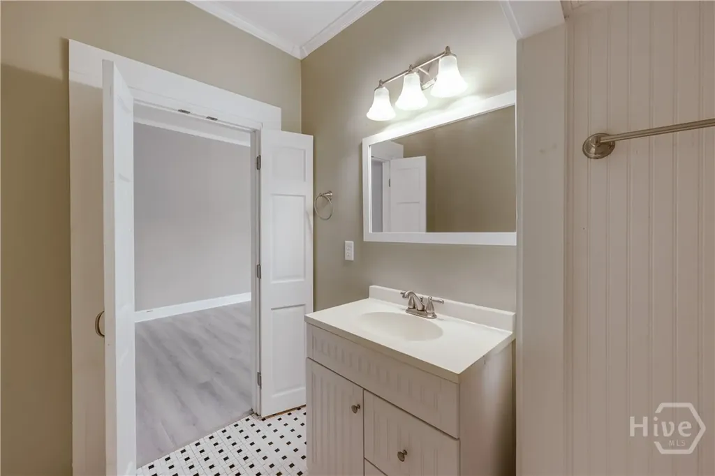 697 Barber Street Athens GA 30601