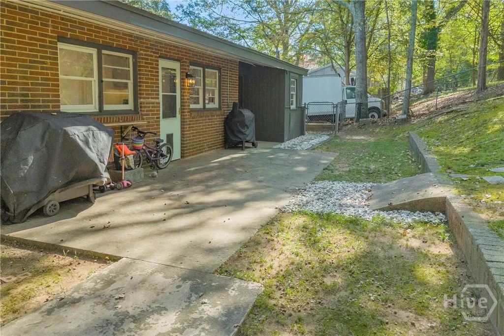 809 Forest Heights Drive Athens GA 30606