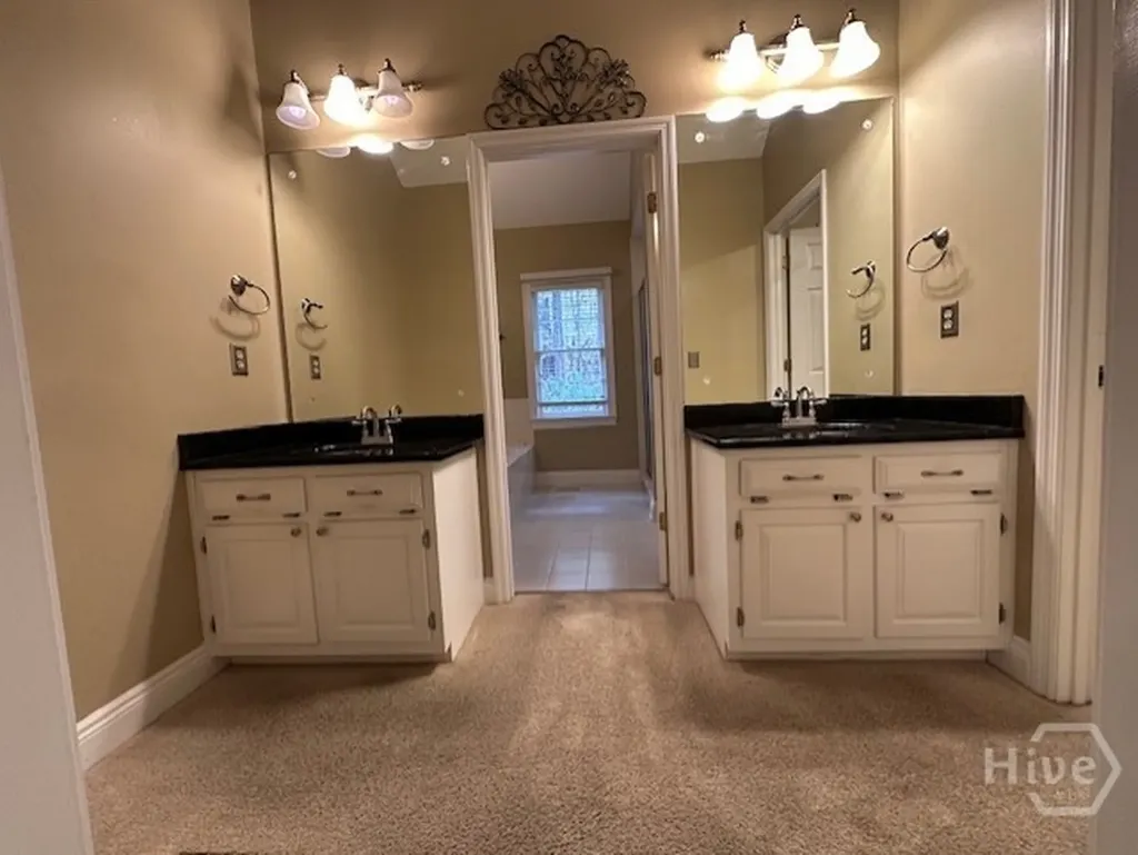 220 Red Fox Run Athens GA 30605