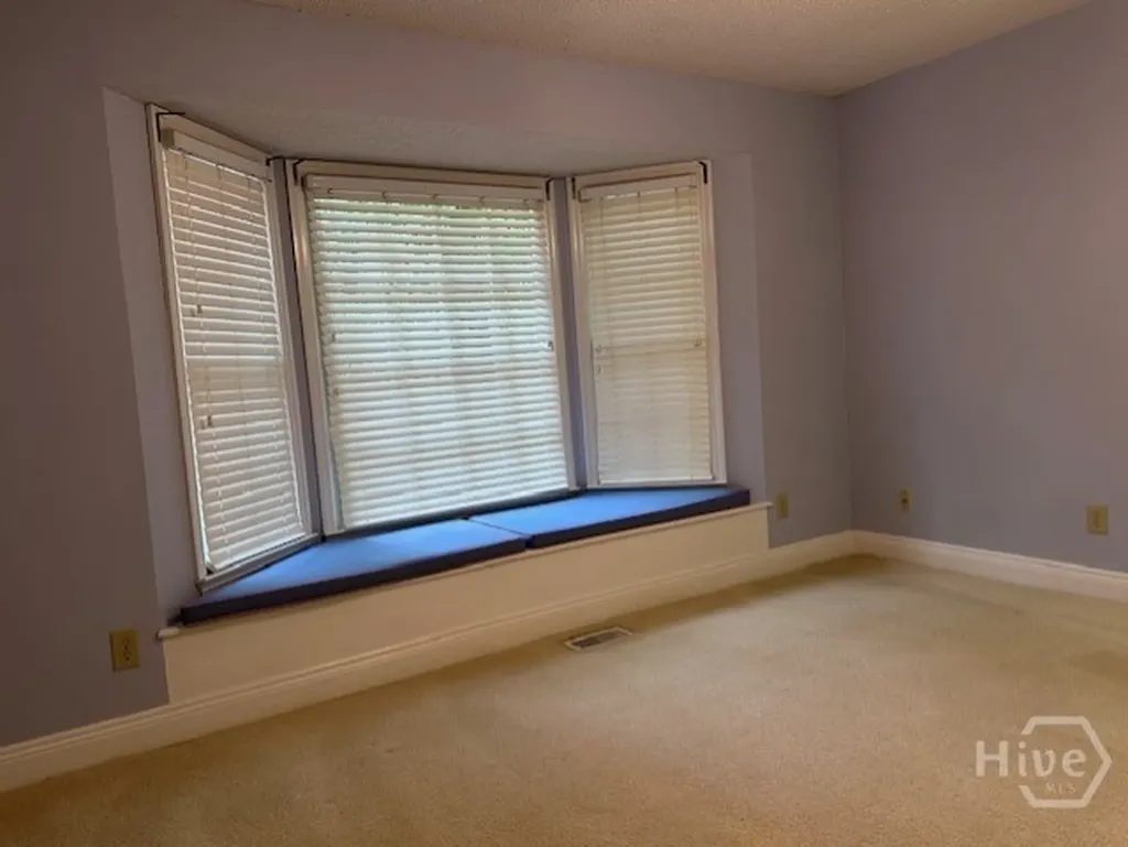 220 Red Fox Run Athens GA 30605