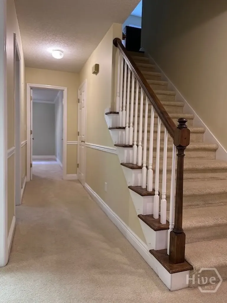 220 Red Fox Run Athens GA 30605