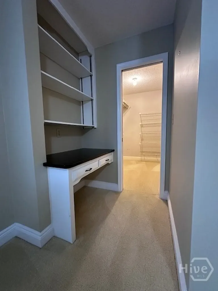 220 Red Fox Run Athens GA 30605