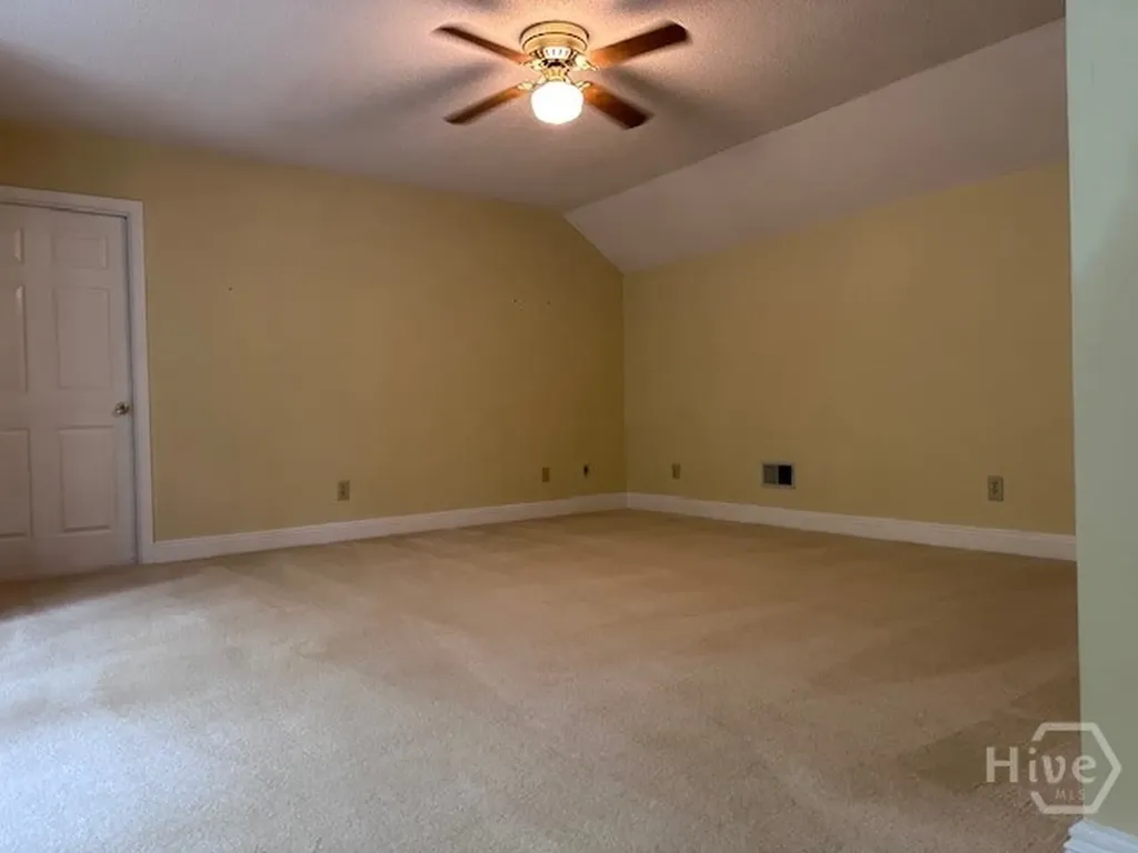 220 Red Fox Run Athens GA 30605