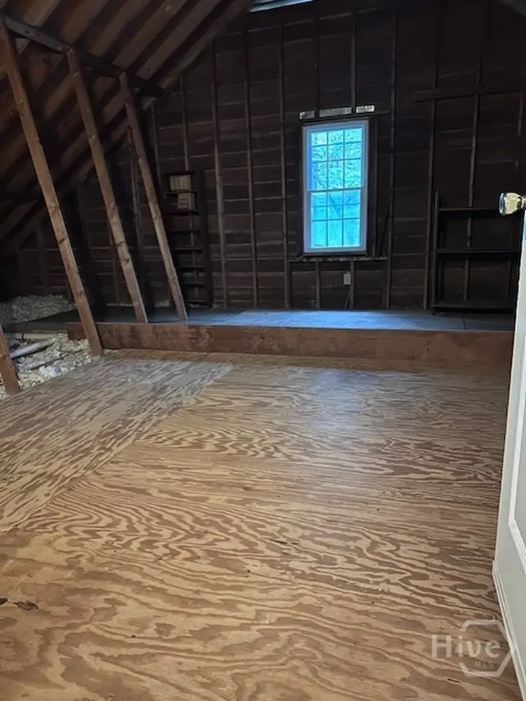 220 Red Fox Run Athens GA 30605