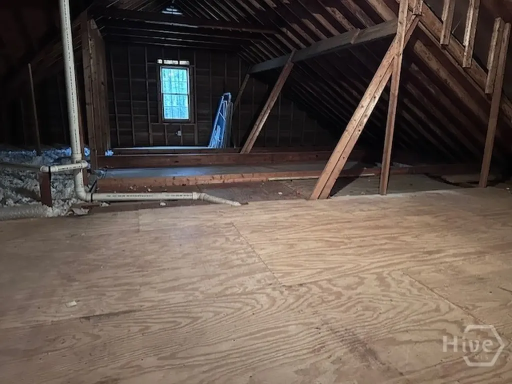 220 Red Fox Run Athens GA 30605