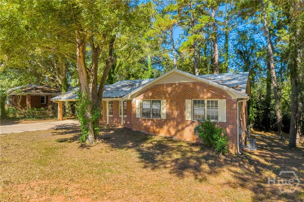 1067 College Station Road Athens GA 30605