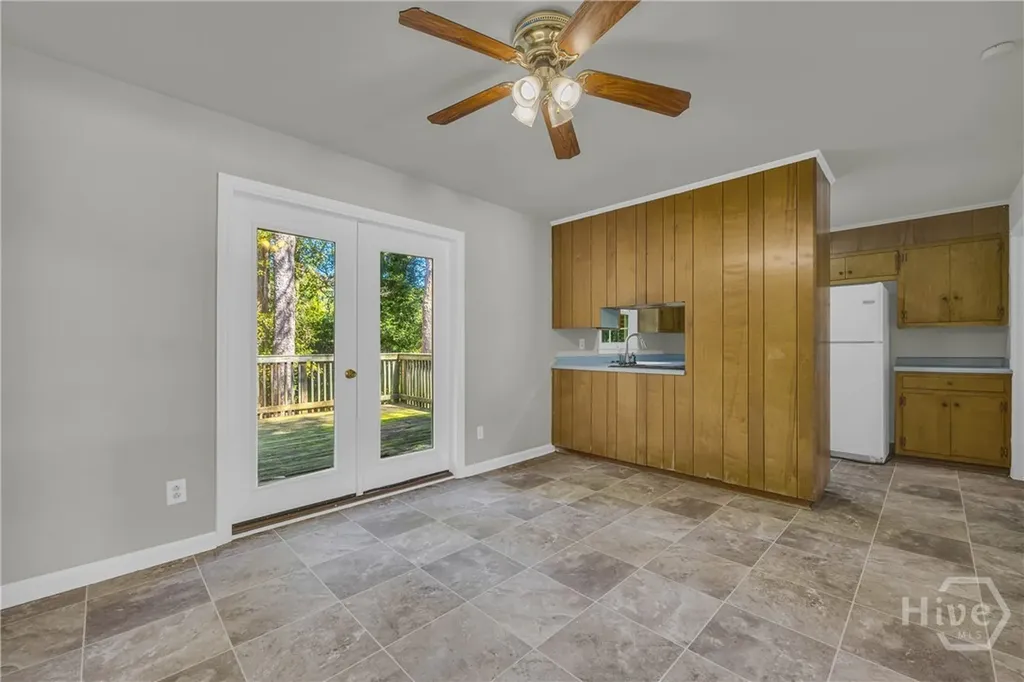 1067 College Station Road Athens GA 30605