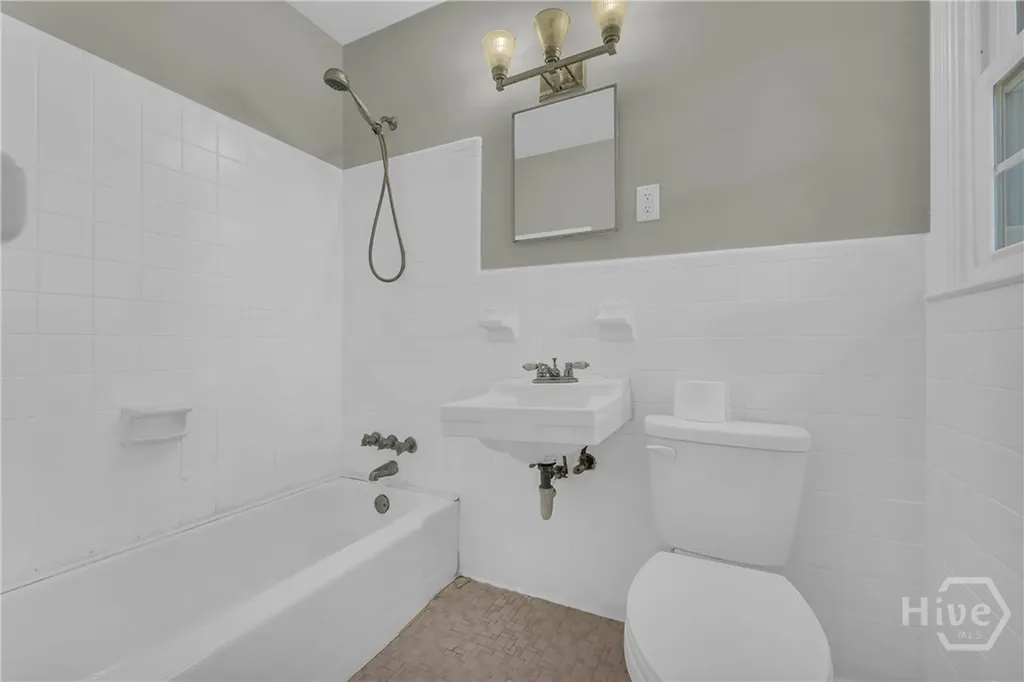 1067 College Station Road Athens GA 30605