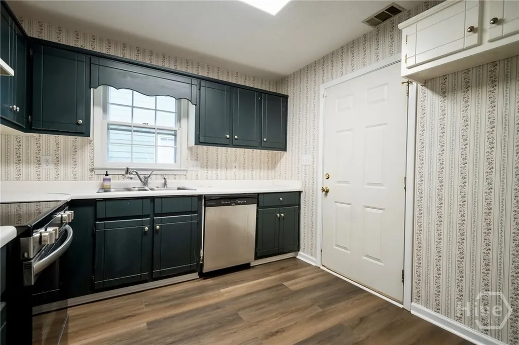 148 Warren Way Athens GA 30605