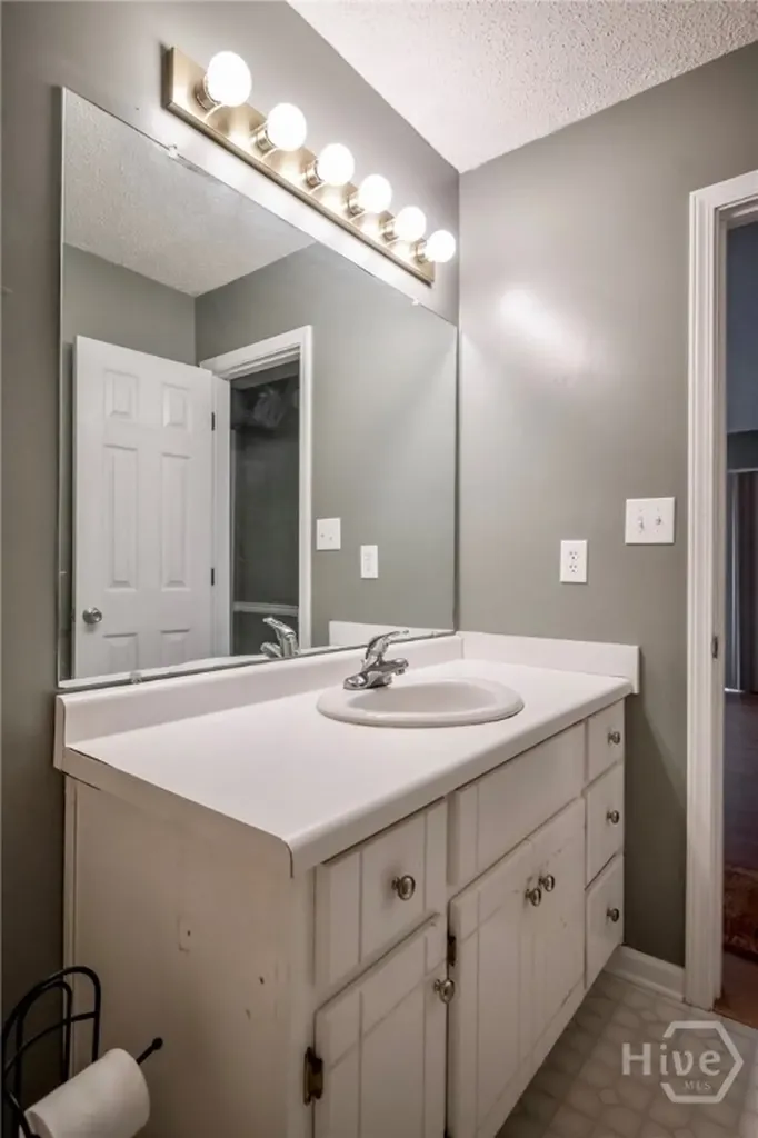 148 Warren Way Athens GA 30605