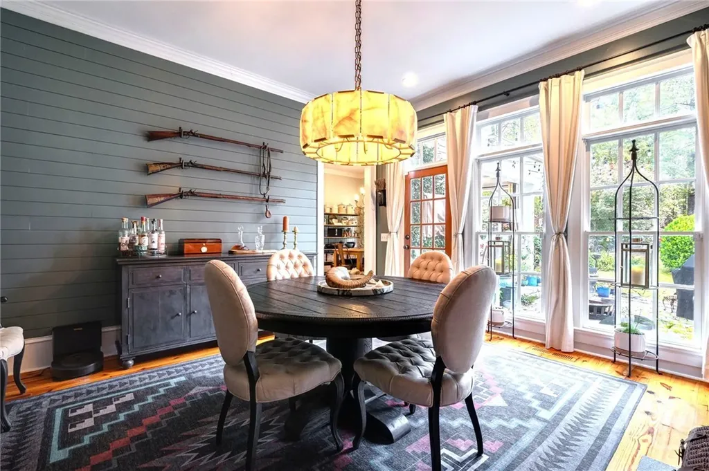 6 Oak Grove Road Athens GA 30607