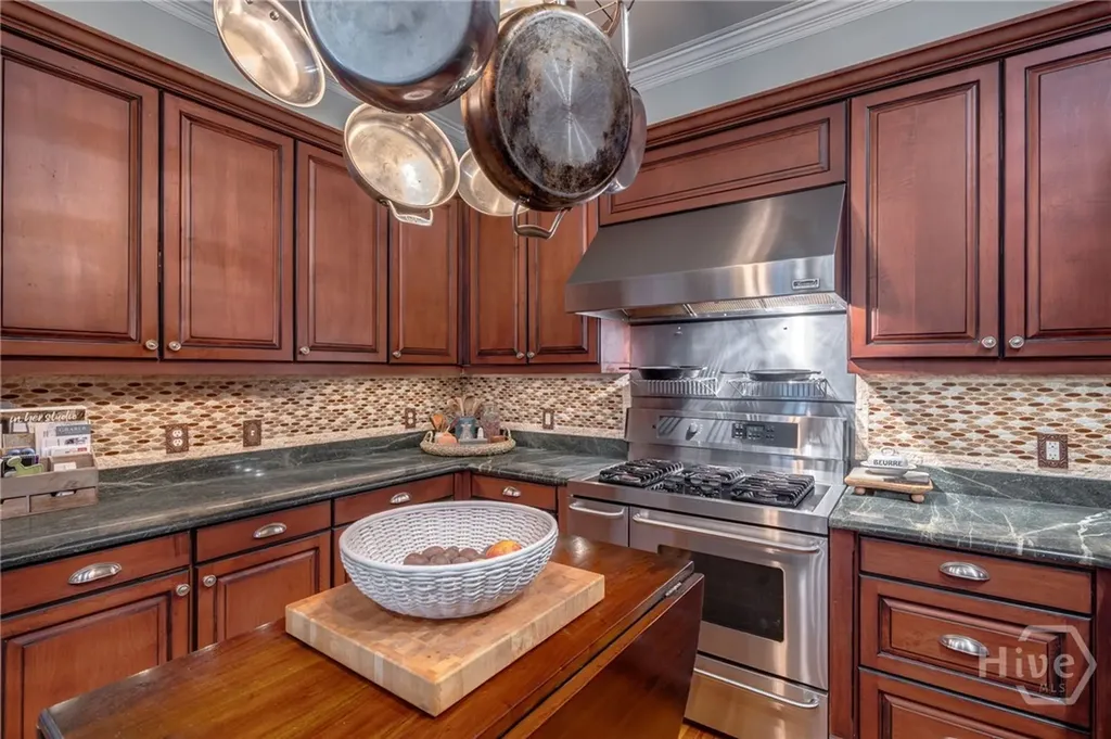 6 Oak Grove Road Athens GA 30607