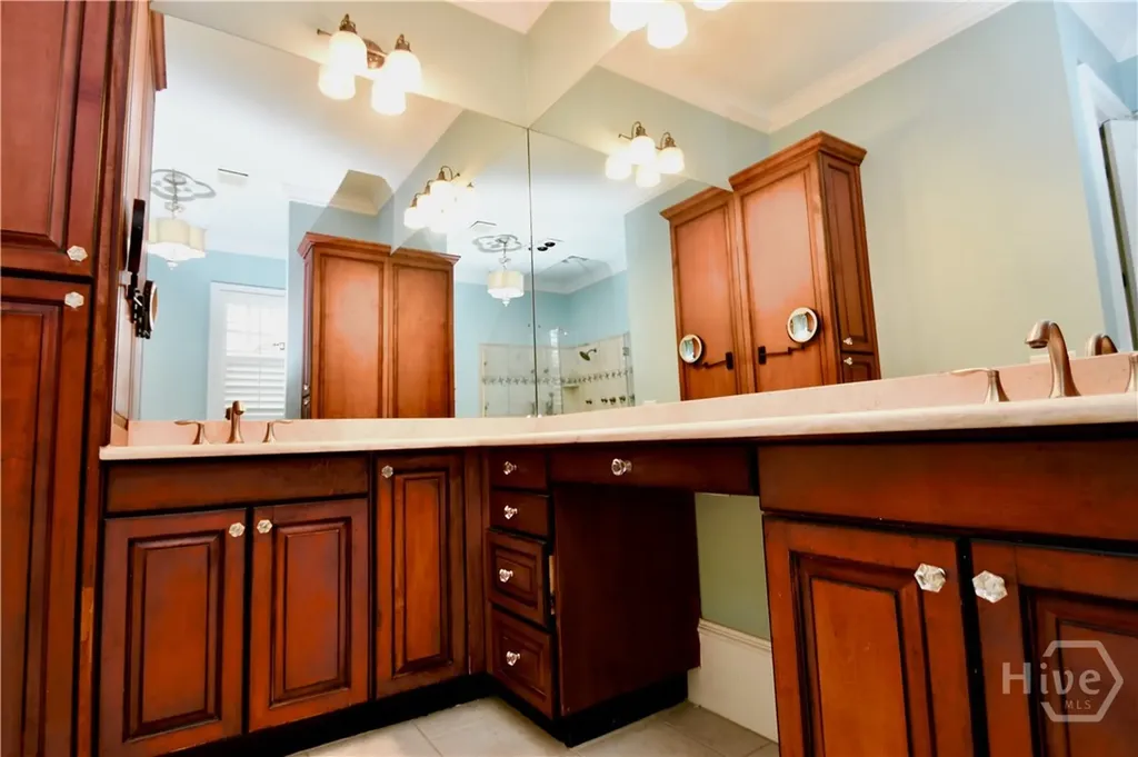 6 Oak Grove Road Athens GA 30607