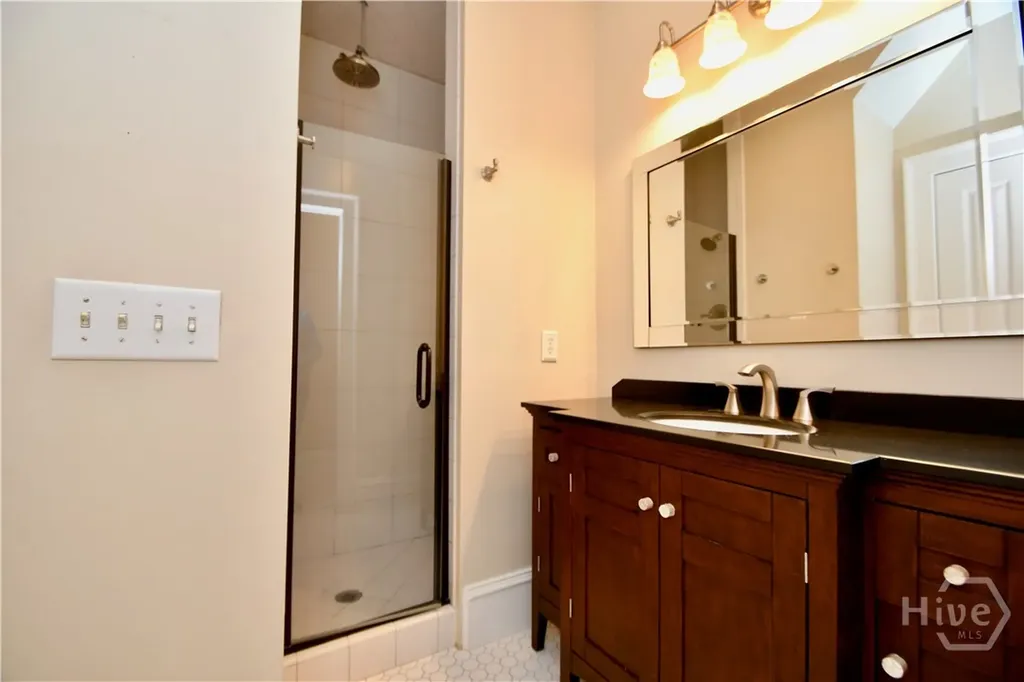 6 Oak Grove Road Athens GA 30607