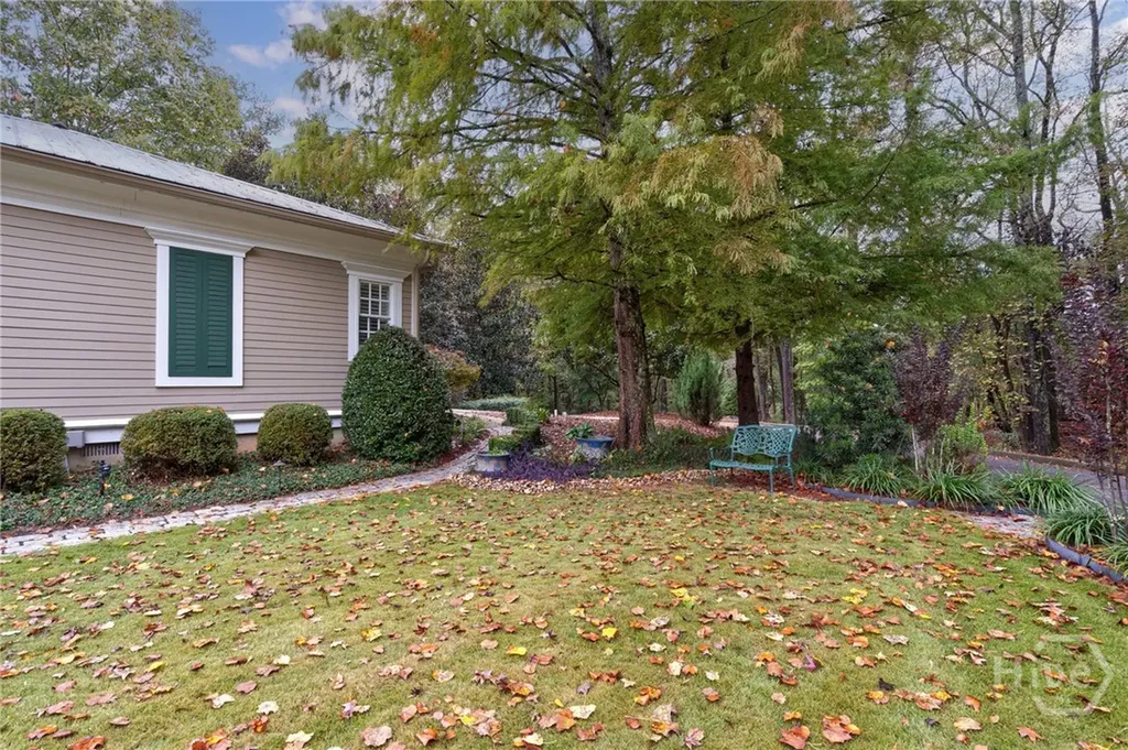 6 Oak Grove Road Athens GA 30607